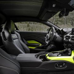 Aston Martin Vantage Lime Essence 16
